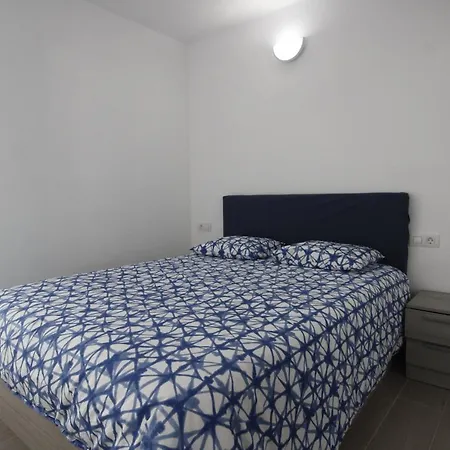 アパート Apartamento Barbara Playa Roca コスタ・テギセ