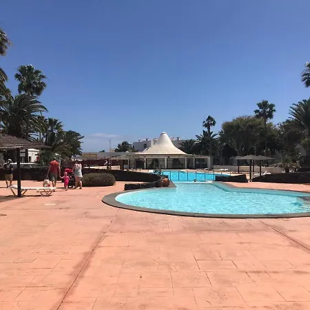 Apartamento Barbara Playa Roca コスタ・テギセ